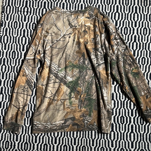 Boys XL Realtree Shirt - Picture 2 of 2